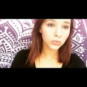 Meet your Posher, Brooke